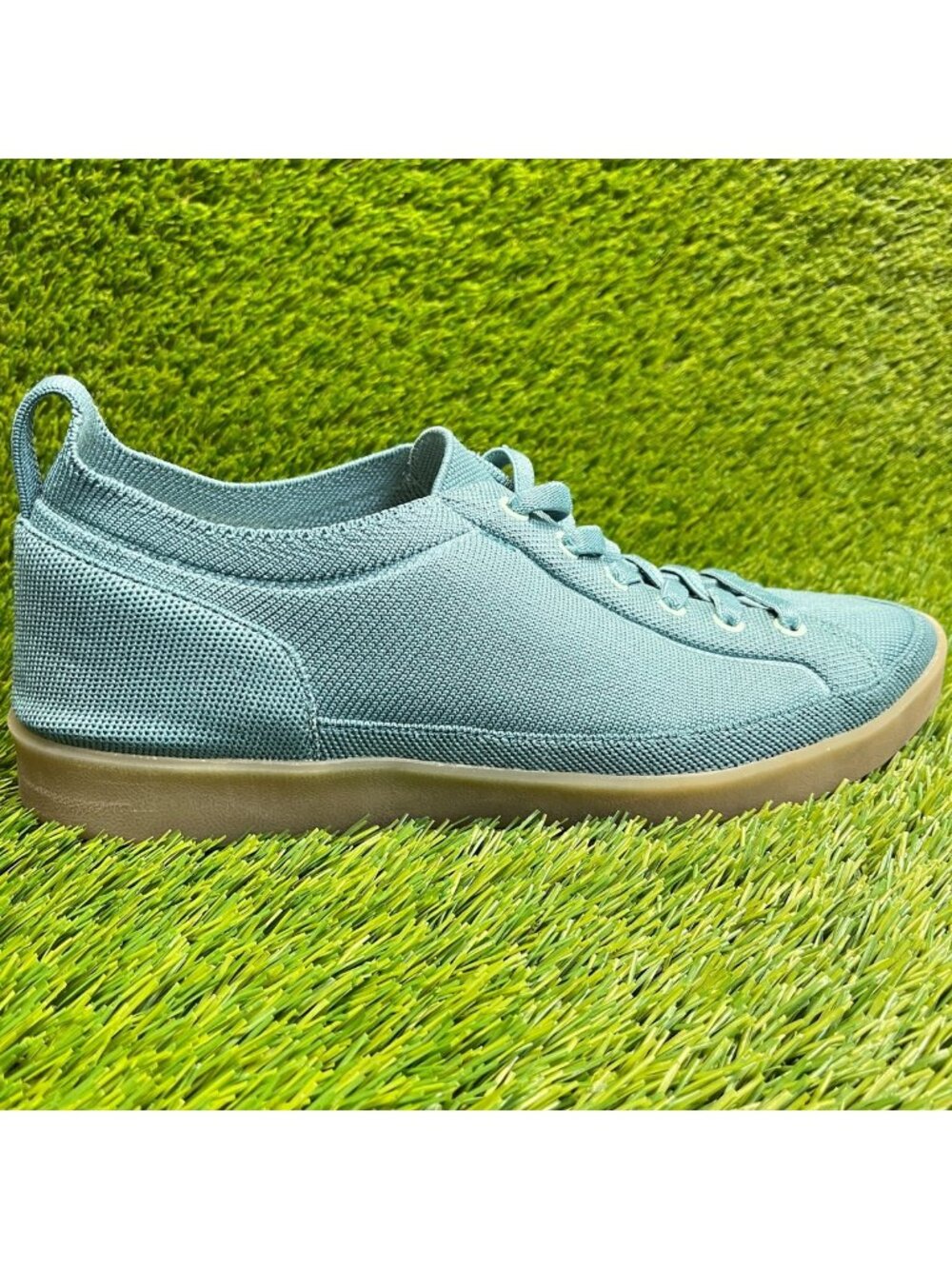 Vionic Winny Knit Womens Size 12D Blue Gum Athletic Lifestyle Shoes Sneakers